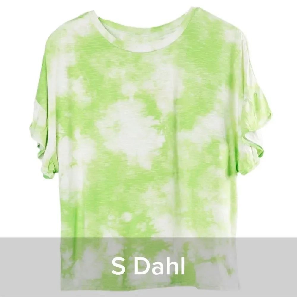 Lularoe Dahl Top - Size Small